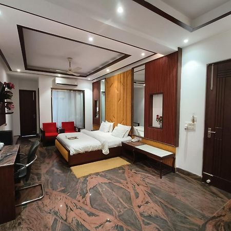 Jjk Rukmini Vilas Hotel & Banquet Muzaffarpur Eksteriør billede