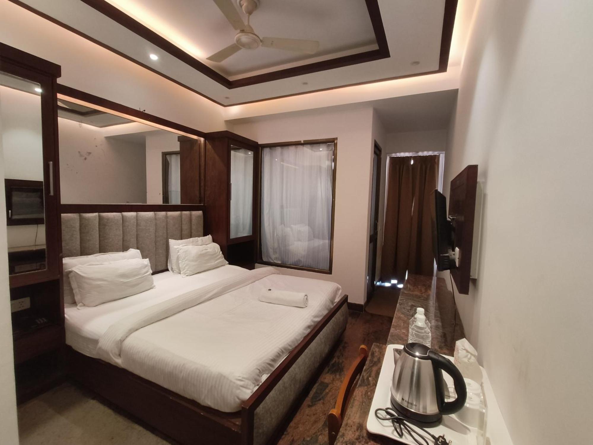 Jjk Rukmini Vilas Hotel & Banquet Muzaffarpur Eksteriør billede