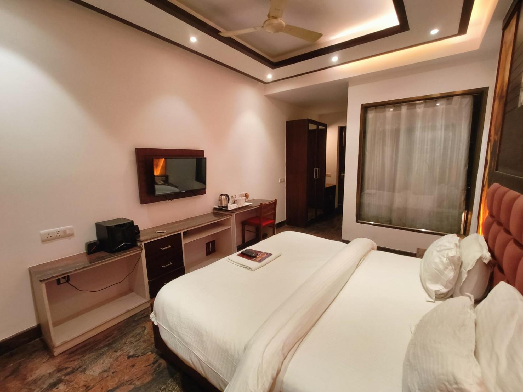 Jjk Rukmini Vilas Hotel & Banquet Muzaffarpur Eksteriør billede