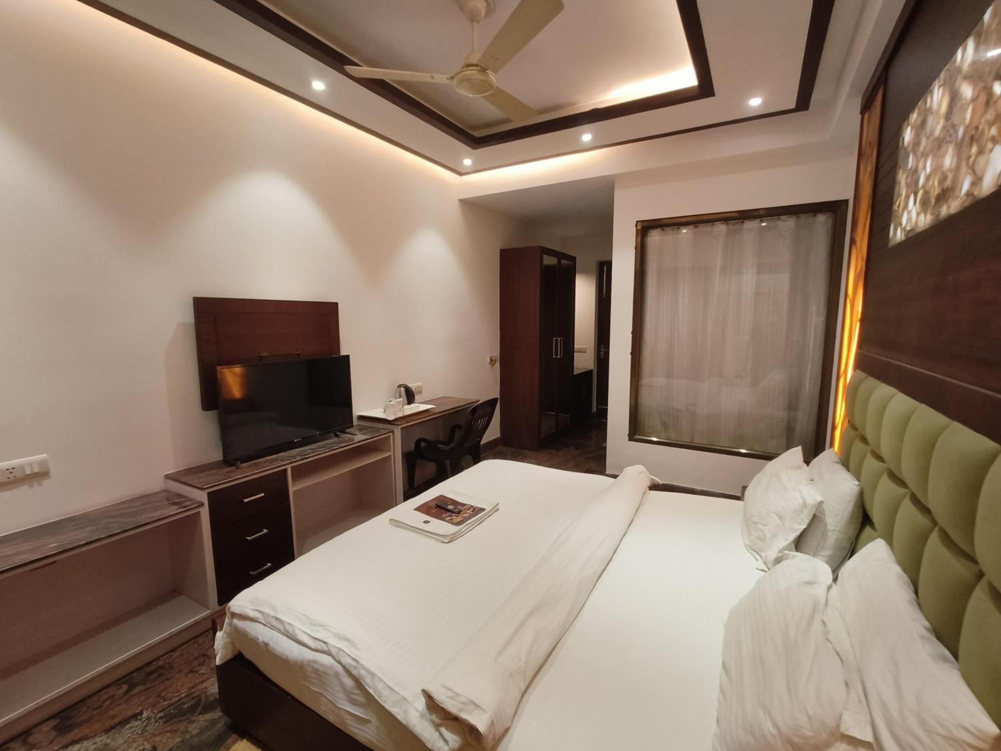 Jjk Rukmini Vilas Hotel & Banquet Muzaffarpur Eksteriør billede