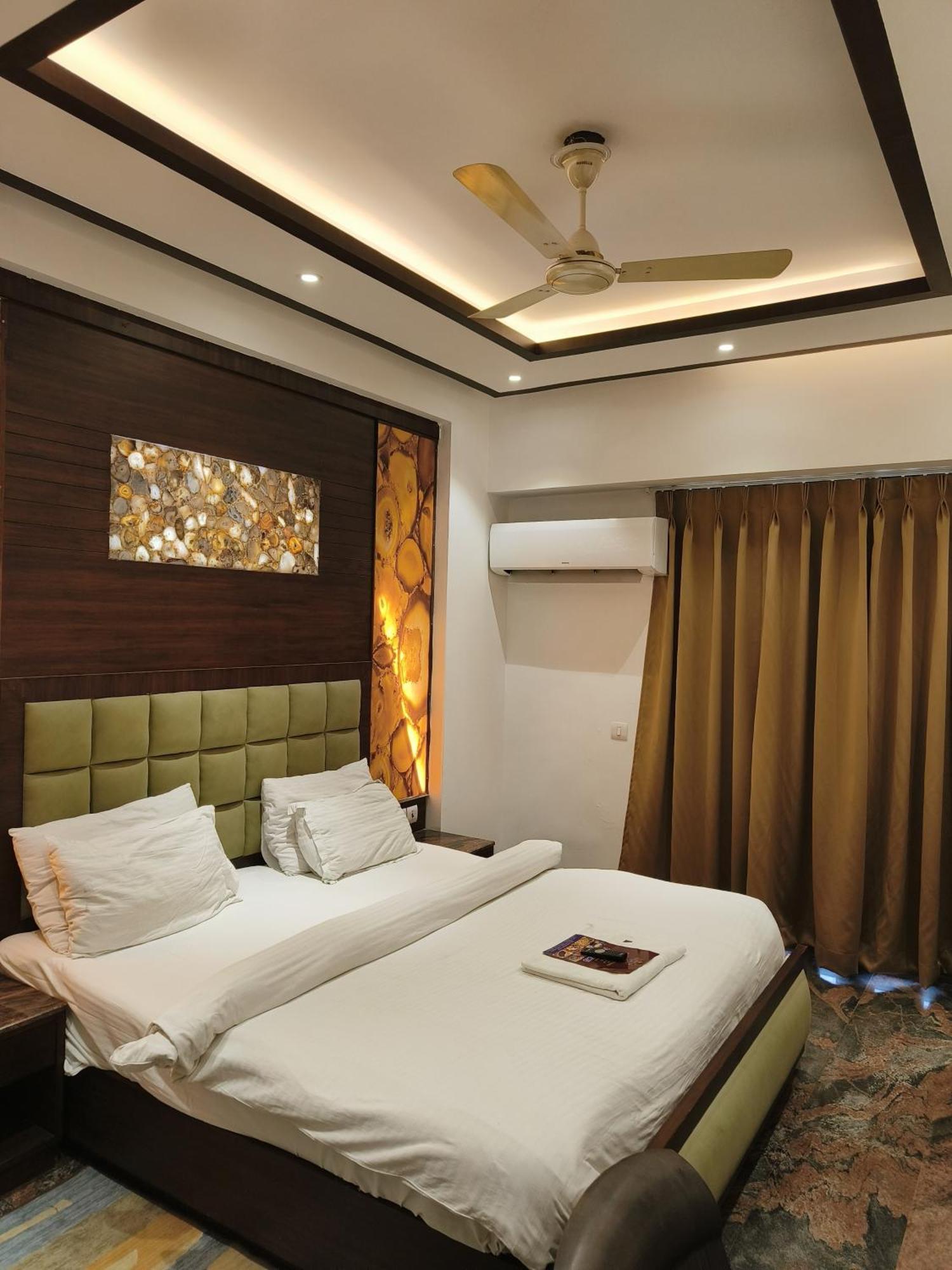 Jjk Rukmini Vilas Hotel & Banquet Muzaffarpur Eksteriør billede