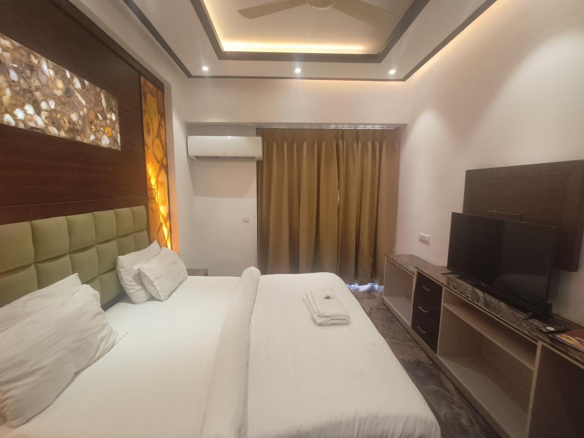 Jjk Rukmini Vilas Hotel & Banquet Muzaffarpur Eksteriør billede