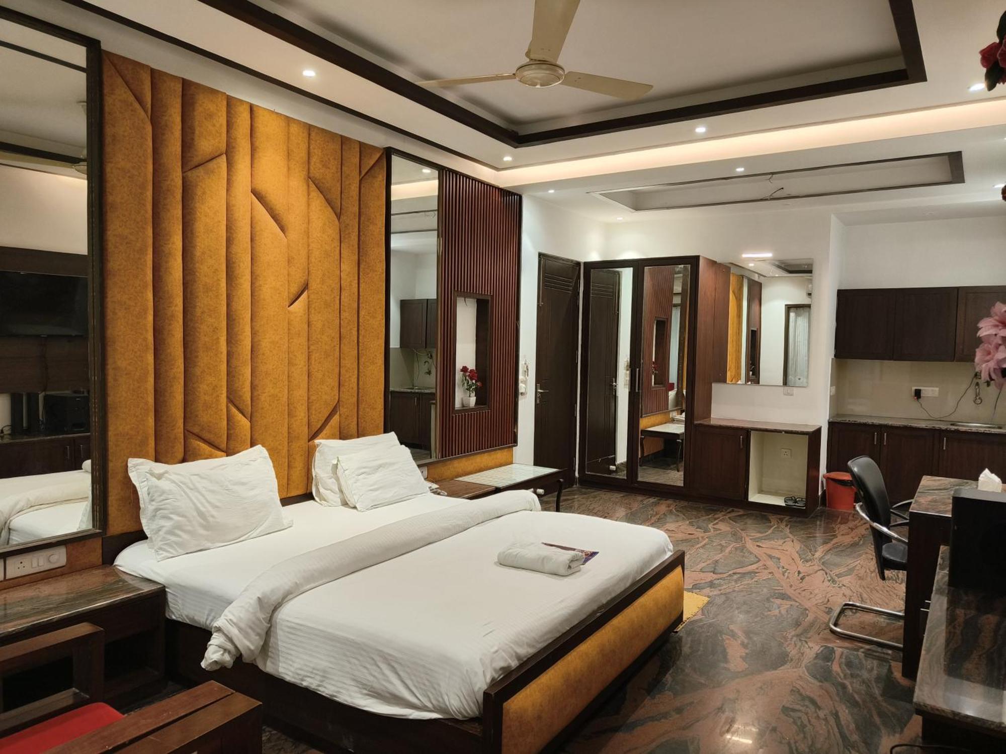 Jjk Rukmini Vilas Hotel & Banquet Muzaffarpur Eksteriør billede